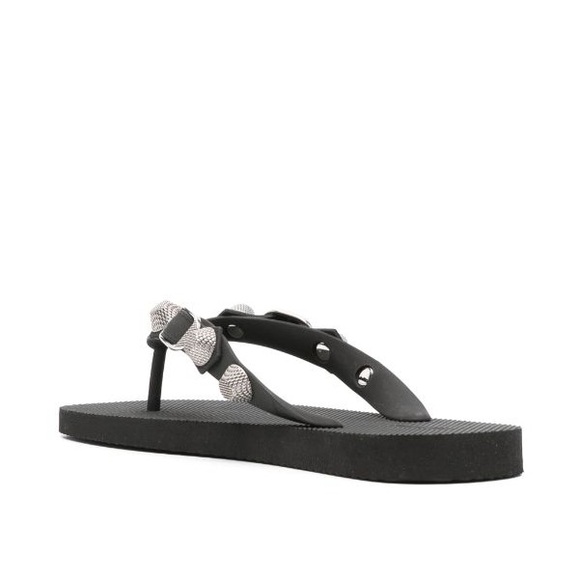 Balenciaga Cagole studded flip flops almost new great condition! - Picture 4 of 7